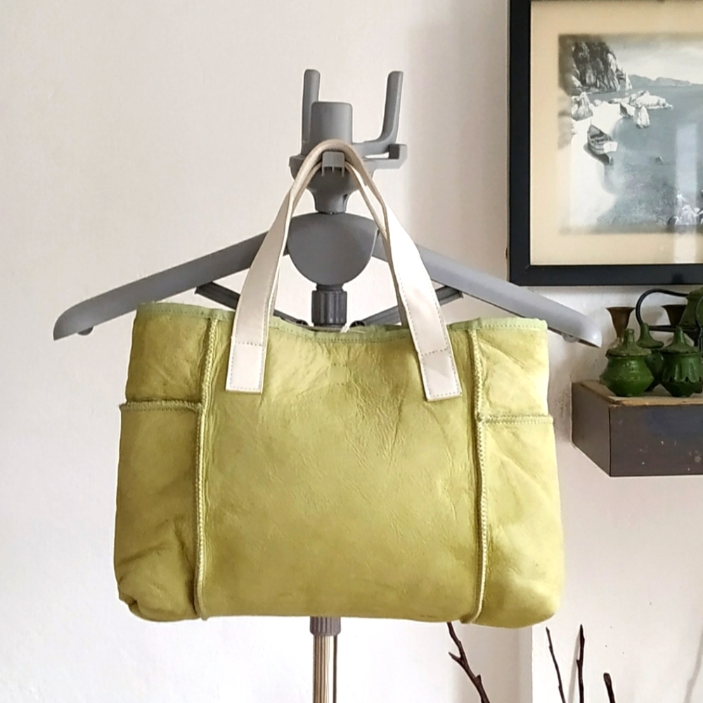 UGG Australia handbag - Picture 9 of 13